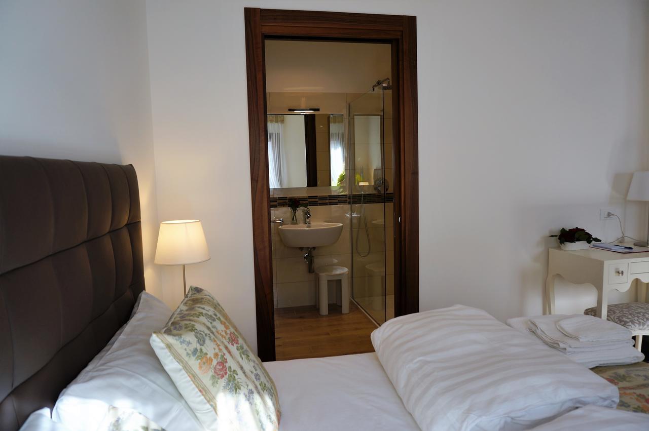 Chambre Double ou Lits Jumeaux - Vue sur Jardin